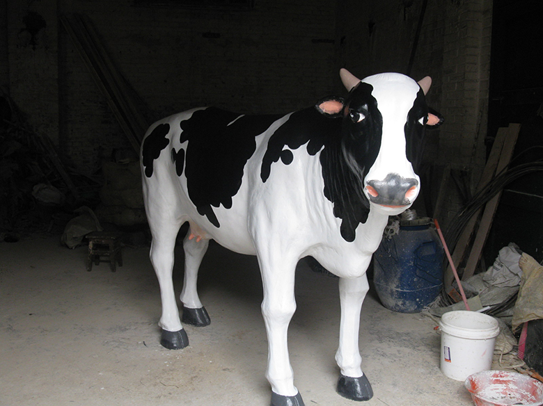 奶牛--景观雕塑