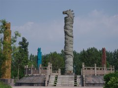 丝绸公园——天蚕神柱